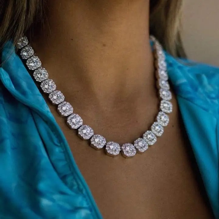 Cluster Diamonds Tennis Necklace (Unisex)