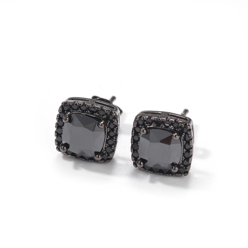 Cluster Diamonds Stud Earrings